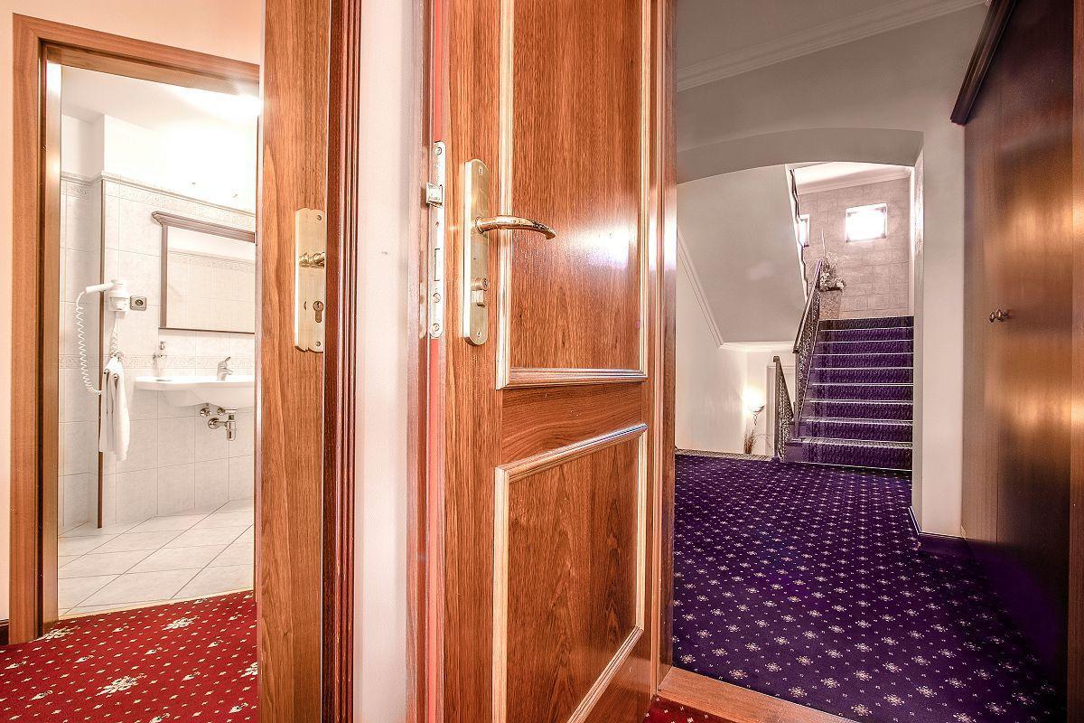 Hotel Бухловіце Екстер'єр фото