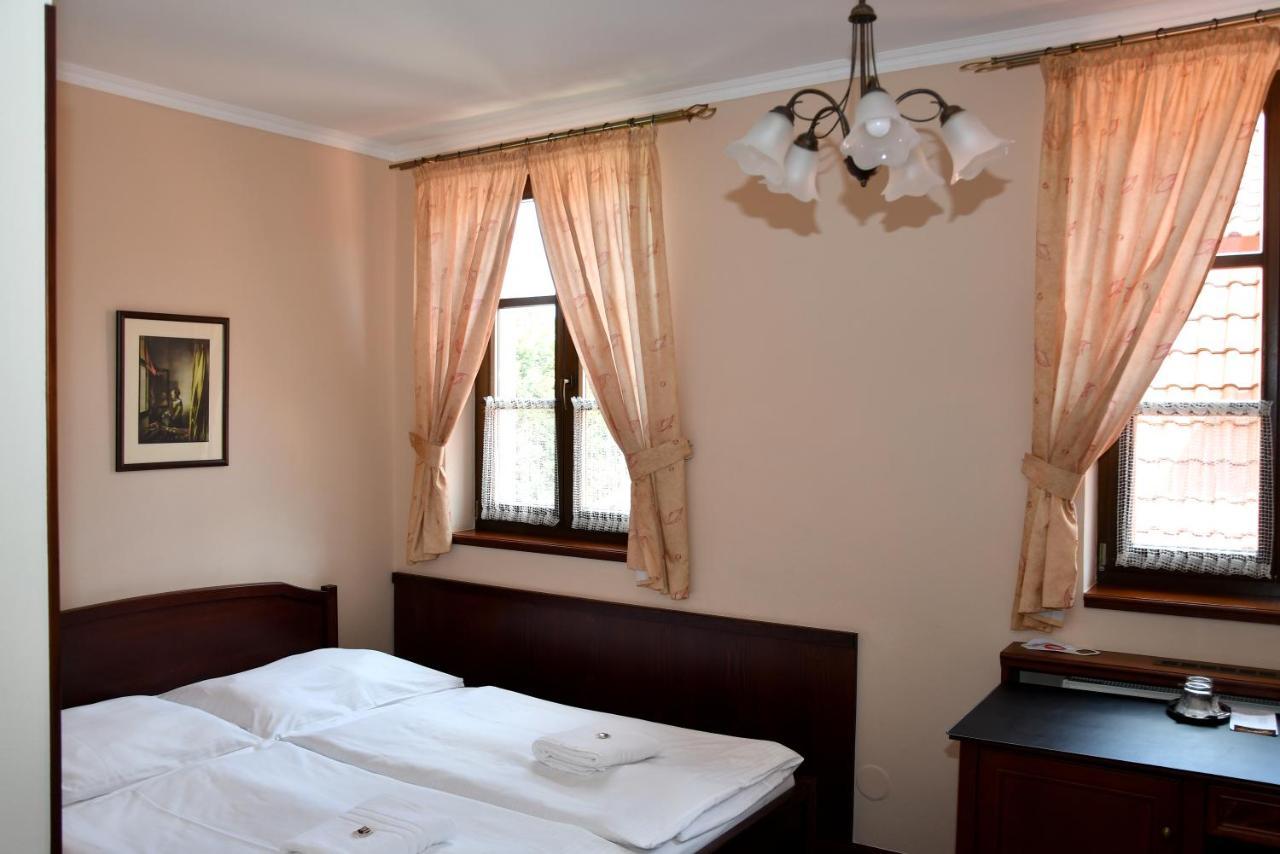 Hotel Бухловіце Екстер'єр фото